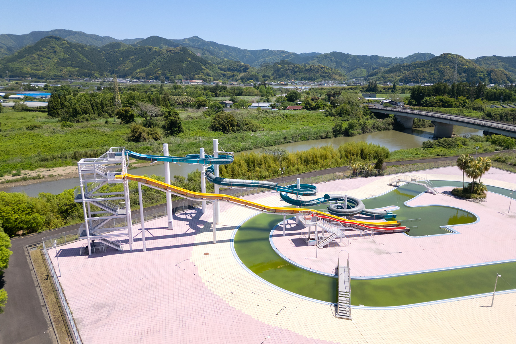 日南総合運動公園　遊泳プール