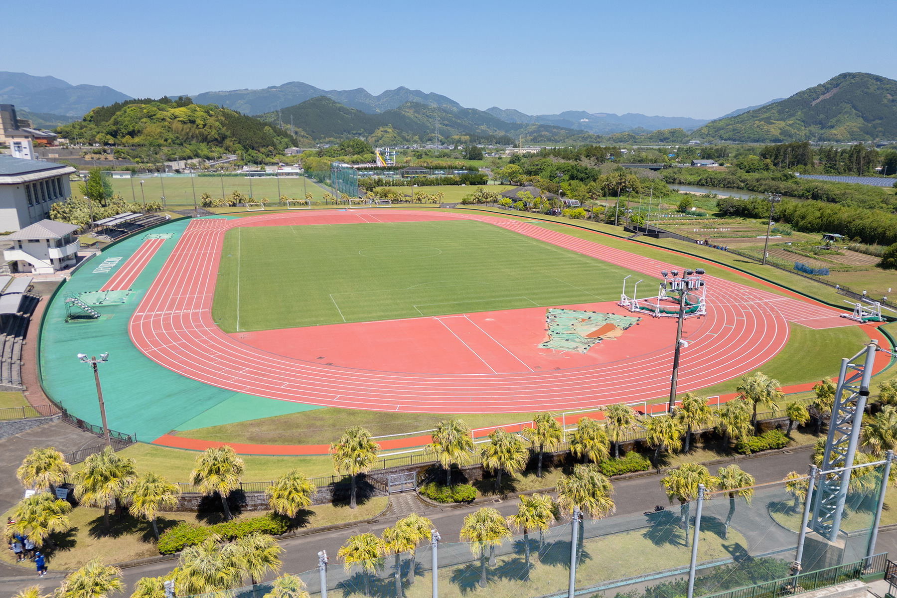 日南総合運動公園　陸上競技場