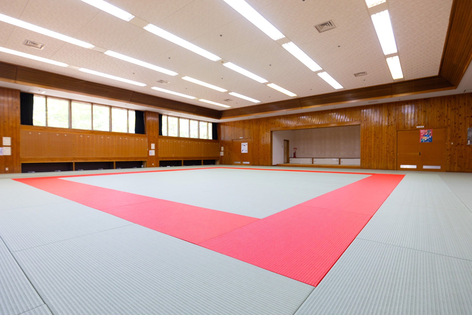 日南総合運動公園　多目的体育館